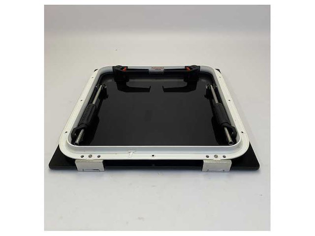 Lewmar flush 2g size 44 access and escape hatch 442 x 442 - 399441976 - afbeelding 1 van  2