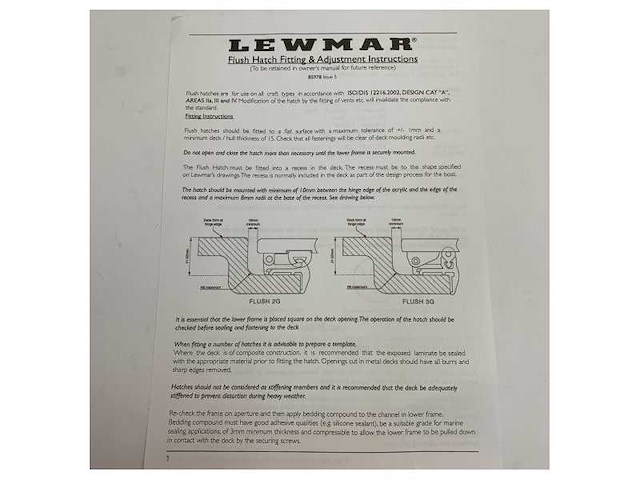 Lewmar flush 2g size 44 access and escape hatch 442 x 442 - 399441976 - afbeelding 2 van  2