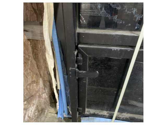 Lewmar moody 41 decksaloon glass opening door tbf0708 - 79075386 - afbeelding 6 van  7