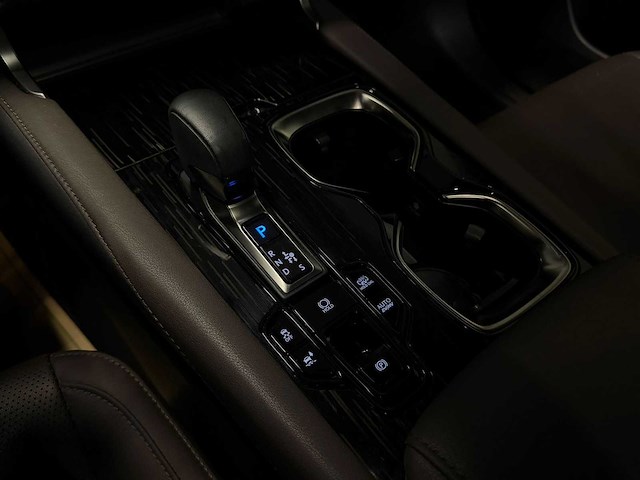 Lexus - rx - 450h+ executive line - kgp-72-x- 2023 iaw - afbeelding 17 van  23