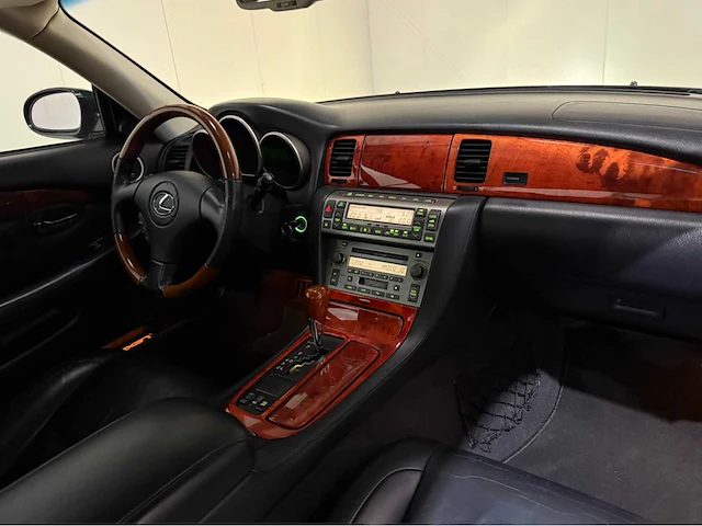 Lexus - sc 430 - personenauto - 2004 - afbeelding 10 van  29