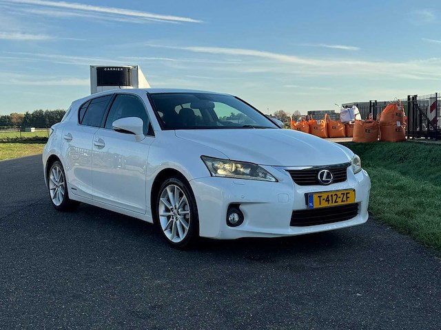 Lexus ct 200h business l. pro - 2011 | t-412-zf | iaw - afbeelding 25 van  30