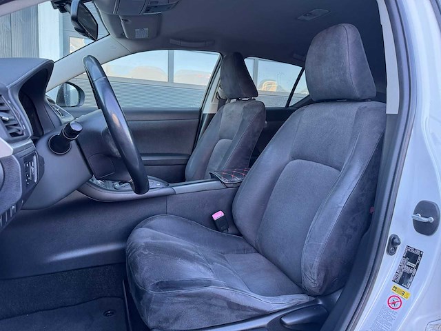 Lexus ct 200h business l. pro - 2011 | t-412-zf | iaw - afbeelding 19 van  30