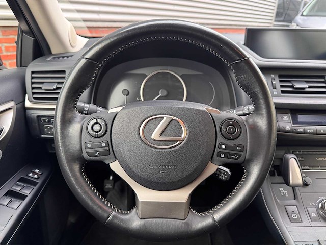 Lexus ct 200h business launch edition automaat; tz-784-x - afbeelding 5 van  11