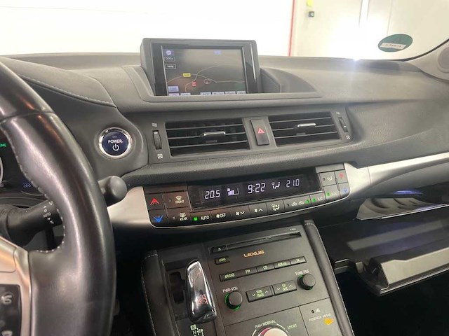 Lexus ct 200h hybrid | 61-rxf-3 - afbeelding 17 van  18