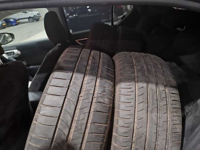 Lexus ct 200h hybrid | 61-rxf-3 - afbeelding 11 van  19