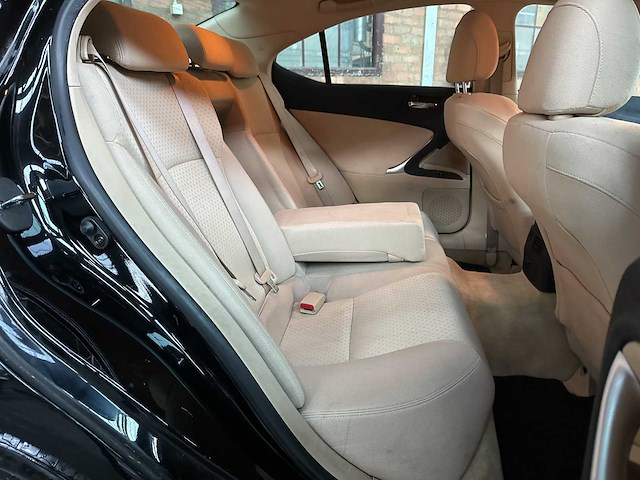 Lexus is 250 business 205pk 2006, 61-sp-lk - afbeelding 35 van  42