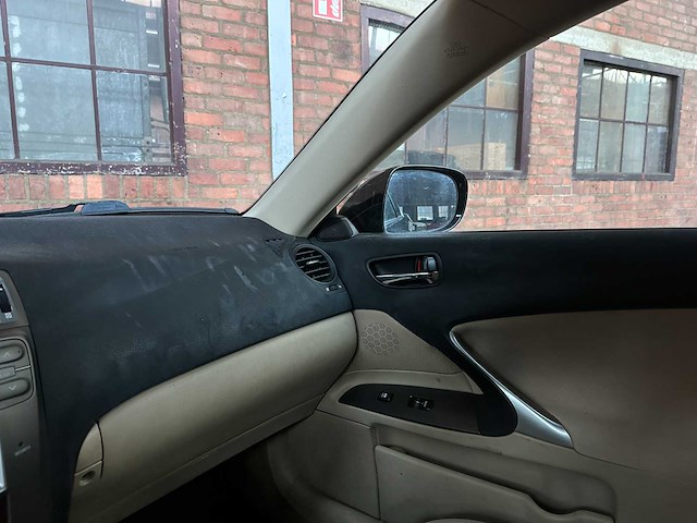 Lexus is 250 business 205pk 2006, 61-sp-lk - afbeelding 15 van  27