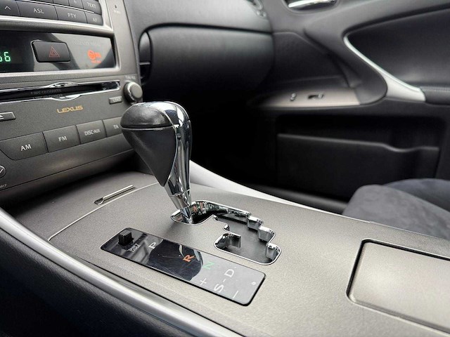 Lexus is 250 business automaat, 04-hsv-4 - afbeelding 14 van  14