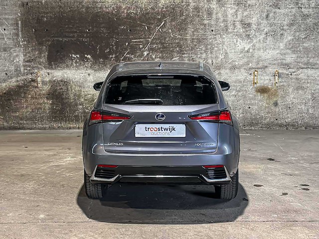 Lexus nx 300h executive line 2.5 awd 184pk 2021 plug-in hybrid, kgk-71-f - afbeelding 4 van  18