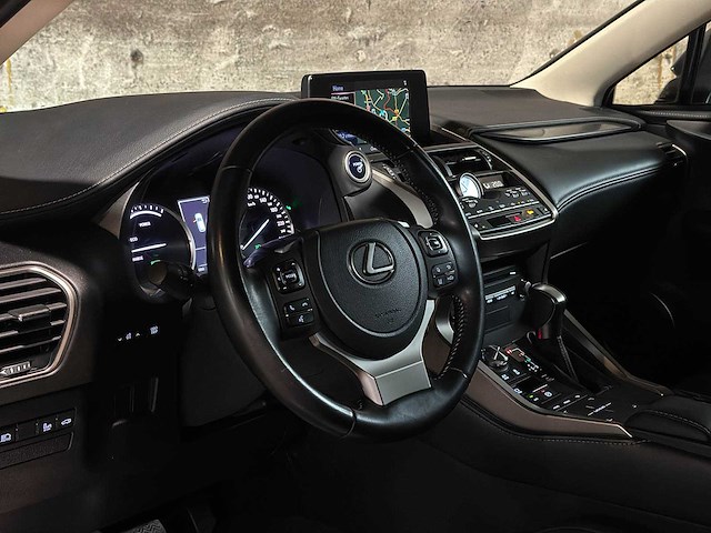 Lexus nx 300h executive line 2.5 awd 184pk 2021 plug-in hybrid, kgk-71-f - afbeelding 9 van  18