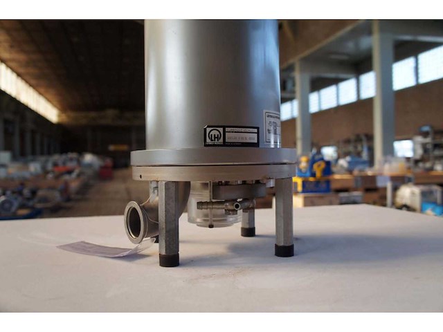 Leybold - turbovac 450 - vacuümpomp - afbeelding 2 van  4