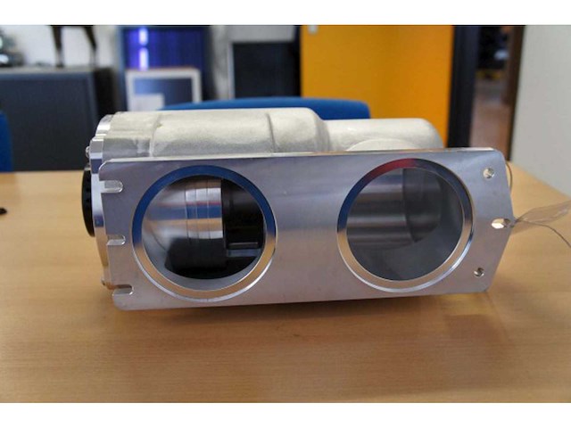 Leybold - tw220-150 - turbopump - afbeelding 1 van  1