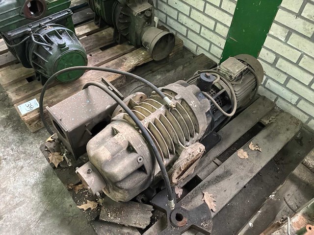 Leybold ruvac wal 1000 vacuümpomp, 400v 4-polig - afbeelding 1 van  3