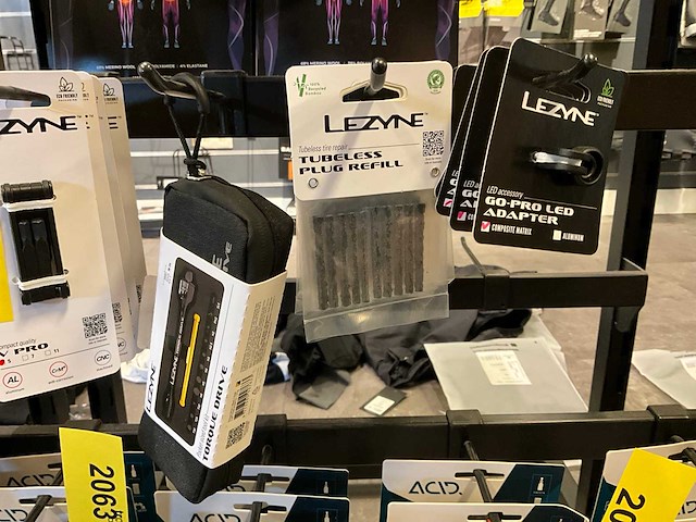 Lezyne gereedschappen en fietsonderdelen (18x) - afbeelding 3 van  3