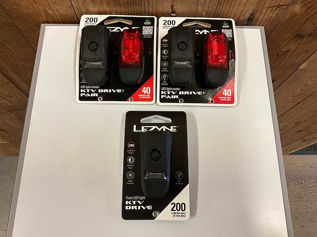 Lezyne led light combo/front led light (3x) - afbeelding 1 van  3