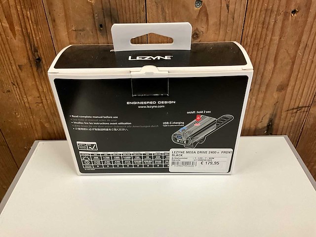 Lezyne mega drive 2400+ koplamp - afbeelding 3 van  3