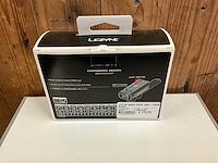 Lezyne mega drive 2400+ koplamp - afbeelding 3 van  3