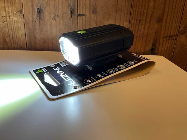 Lezyne pro1000+ led koplamp (4x) - afbeelding 1 van  5