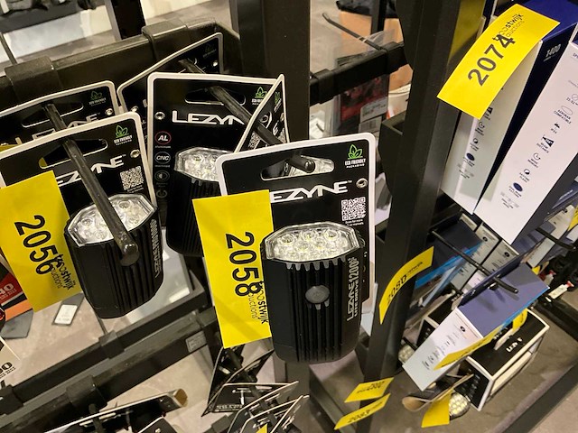 Lezyne pro1000+ led koplamp (4x) - afbeelding 5 van  5