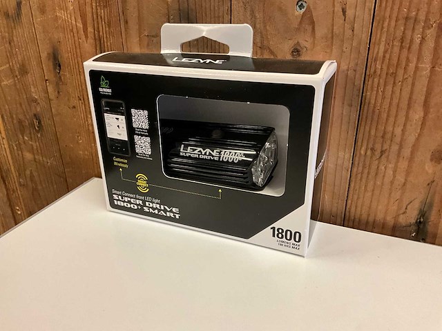 Lezyne super drive 1800+ koplamp - afbeelding 1 van  3