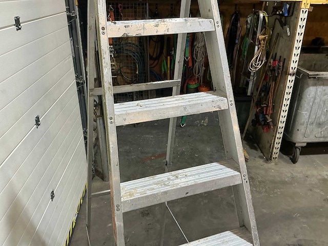Lfi k38p10 ladder en trap - afbeelding 3 van  4