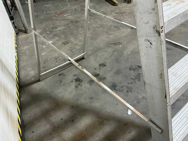 Lfi k38p10 ladder en trap - afbeelding 7 van  8