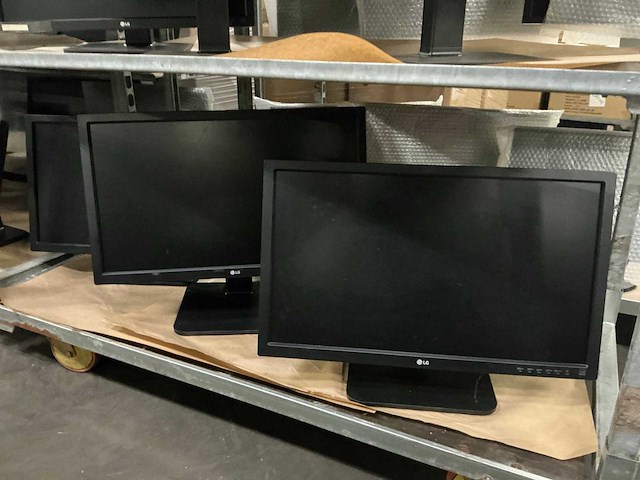 Lg - 24mb37py-b - monitor (3x) - afbeelding 1 van  3