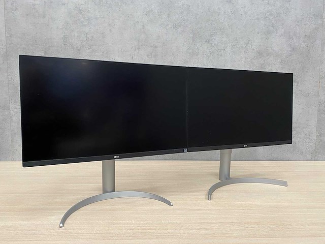 Lg - 27" monitoren op voet - dp, hdmi, usb-c - afbeelding 1 van  14