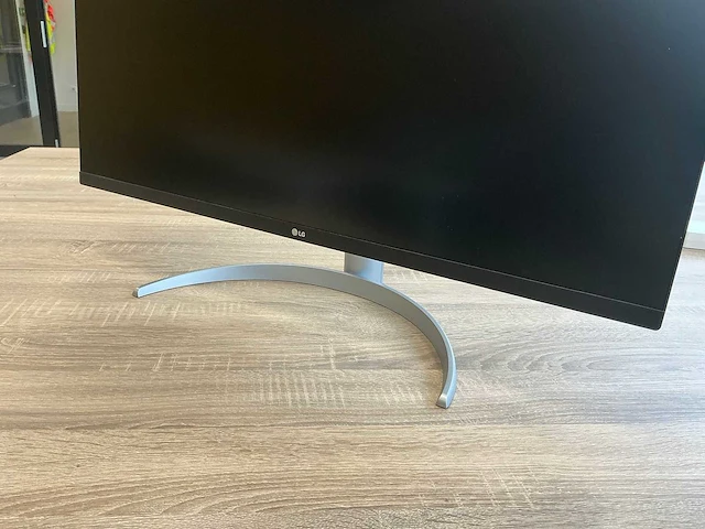 Lg - 32up55np - monitor - afbeelding 2 van  4
