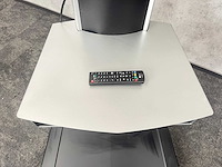 Lg - 47" full hd monitor op verrijdbaar statief - afbeelding 9 van  12