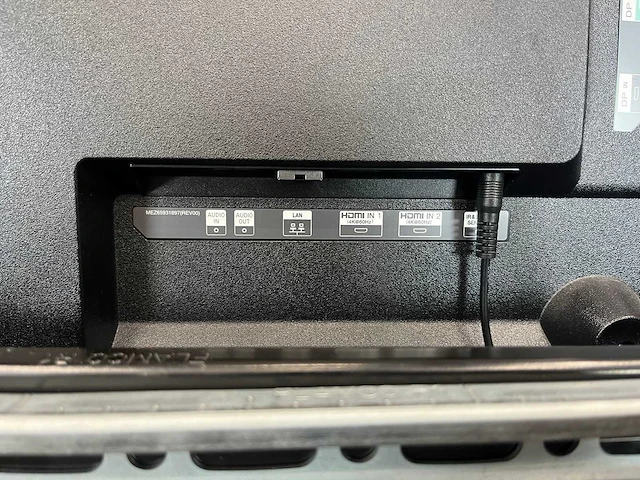 Lg - 86" monitor met nureva soundbar - afbeelding 5 van  17
