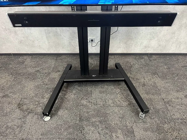 Lg - 86" monitor met nureva soundbar - afbeelding 16 van  17