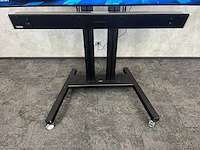 Lg - 86" monitor met nureva soundbar - afbeelding 16 van  17