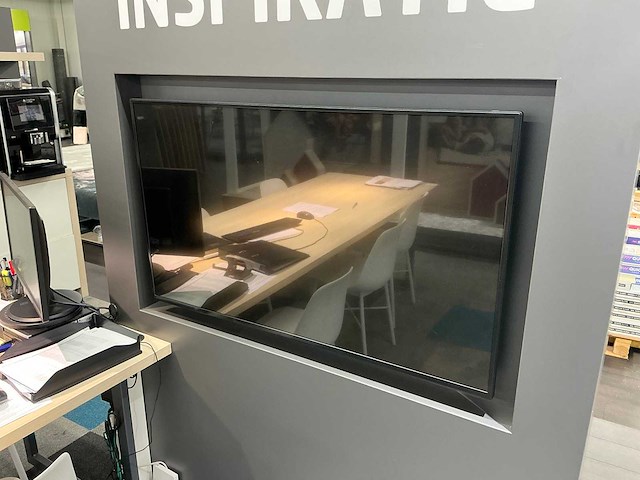 Lg - televisie - afbeelding 1 van  3