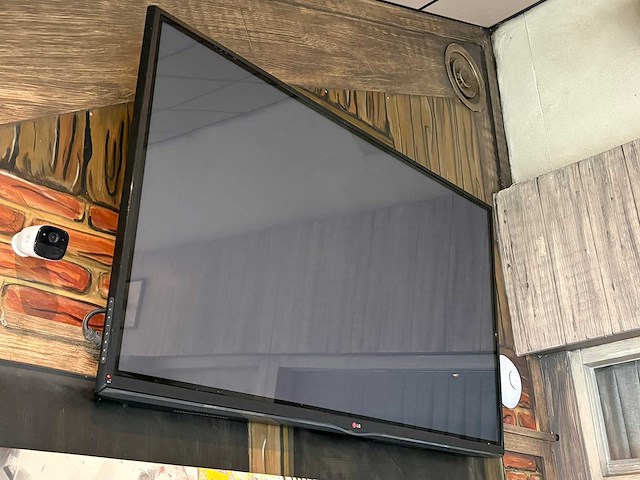 Lg - televisie - afbeelding 2 van  2