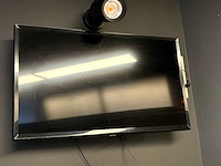 Lg - televisie - afbeelding 2 van  2