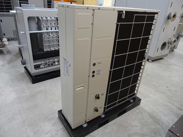 Lg - therma v - hm163mr - warmtepomp lucht/water buitenunit - afbeelding 2 van  3