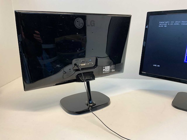 Lg 24m47 monitor (2x) - afbeelding 7 van  8