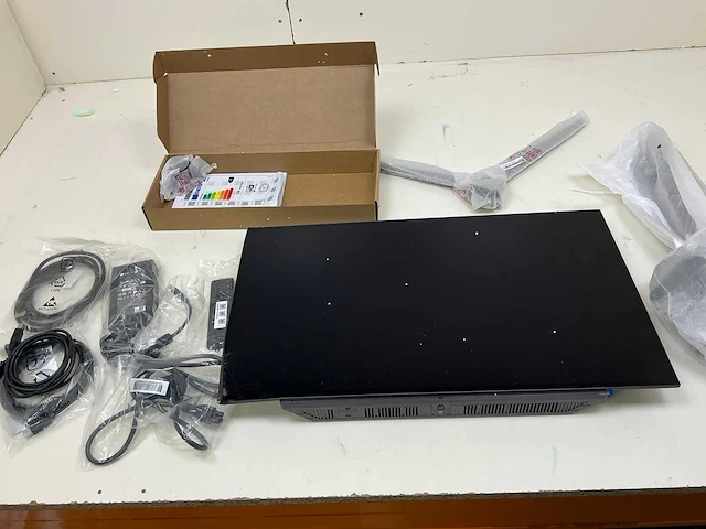 Lg 27gr95qe monitor - afbeelding 2 van  6