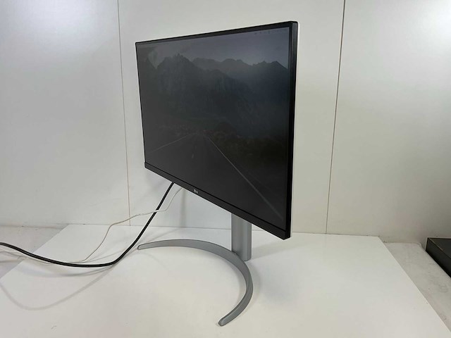 Lg (27up850n) 27”, 3840x2160 (uhd) ips monitors (2x) - afbeelding 9 van  12