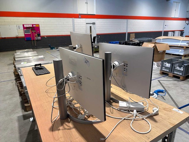 Lg 27up85np monitor (3x) - afbeelding 2 van  4