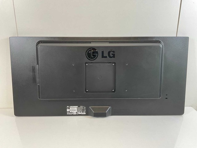 Lg (29ub67-b) 29”, 2560x1080 (qhd) ah-ips monitor - afbeelding 3 van  6