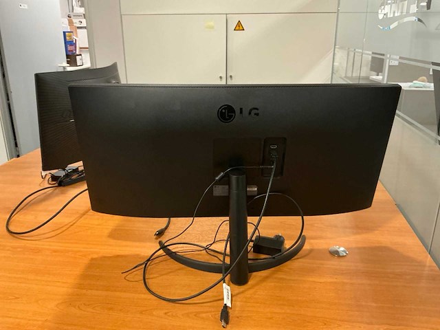 Lg 34wp500 monitor 34” - afbeelding 3 van  4