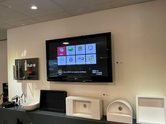 Lg 42pqo2000 televisie 42” - afbeelding 1 van  5