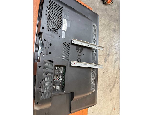 Lg 47 inch televisie - afbeelding 4 van  8