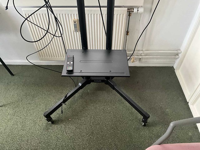 Lg 50up75006lf televisie op standaard - afbeelding 4 van  7