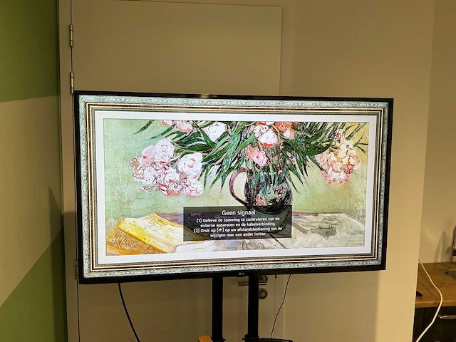 Lg 50us662h9zc 50” televisie op standaard - afbeelding 2 van  6