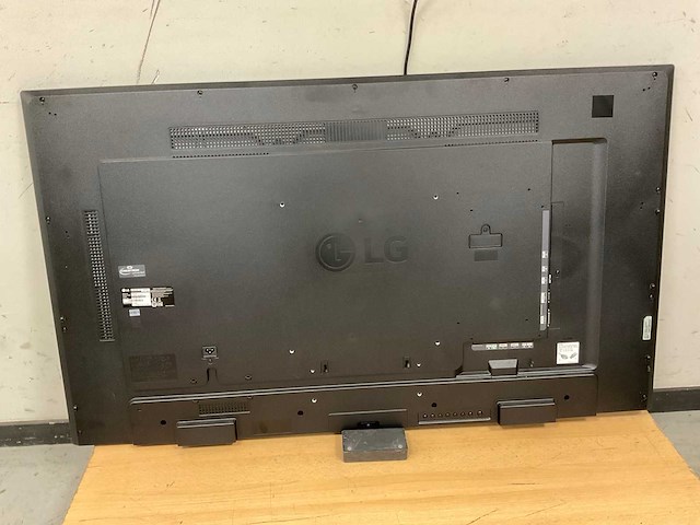 Lg (55se3ke) 55”, 1920x1080 (fhd) led monitor - afbeelding 4 van  7