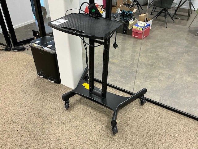 Lg 55ul3j-e 55” display signage op verrijdbare standaard - afbeelding 3 van  5